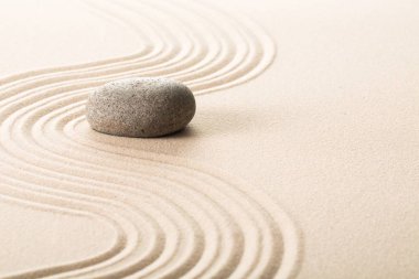 kum Zen stone yakından görmek