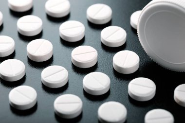 Hap ve adderall lsd oxycontin tüp valium düzenlenmiş siyah