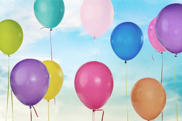 Bos Van Kleurrijke Ballonnen Geïsoleerd Achtergrond — Stockfoto