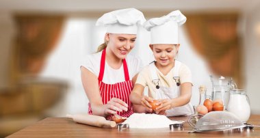 Kadın ve çocuk coocking.