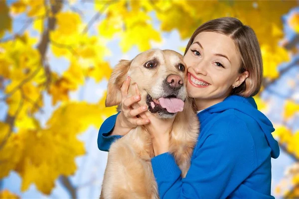 Abrazos de perro . — Foto de Stock