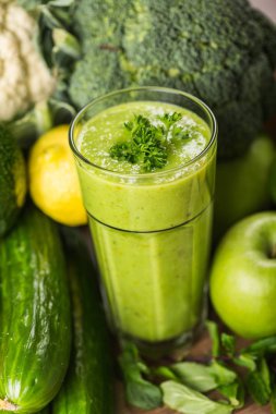 Ispanak detoks vejetaryen yemek doğal yeşil bahar