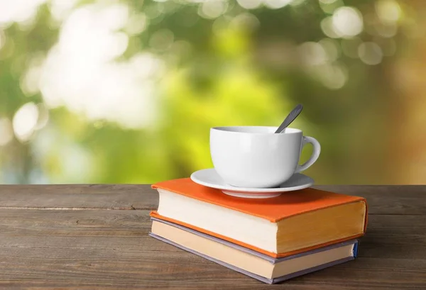 Livro Chá Fundo Caneca Mesa Página Mesa — Fotografia de Stock