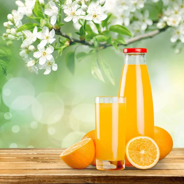 Verre Bouteille Délicieux Jus Orange Sur Table — Photo