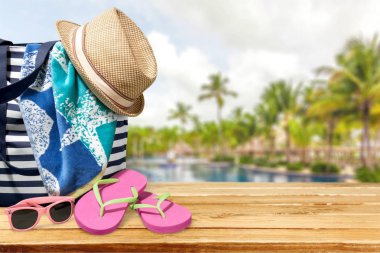 Kum, yakın çekim görüntüsü üzerinde plaj çantası