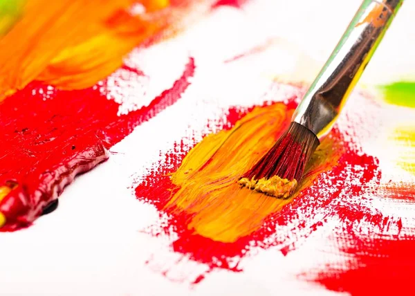 Καλλιτέχνης Πινέλο Πολύχρωμα Χρώματα Λαδιού — Φωτογραφία Αρχείου