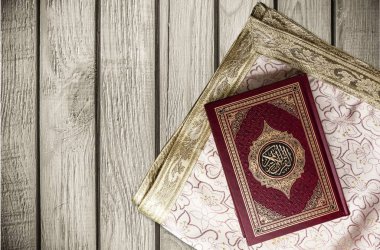 Seccade dua islam Müslüman düz yatıyordu