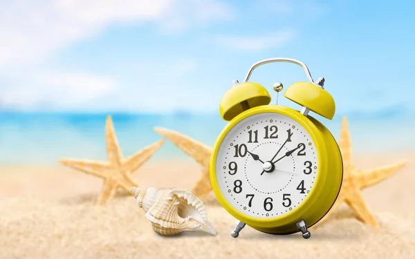 Viaje Verano Alarma Fondo Playa Reloj Concepto —  Fotos de Stock
