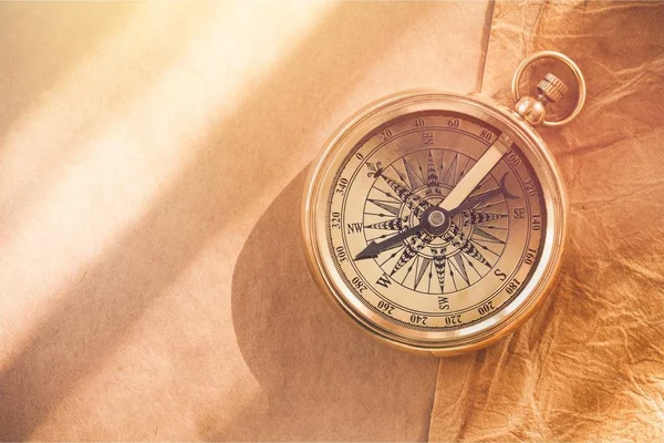 Metall Antiken Kompass Nahaufnahme — Stockfoto