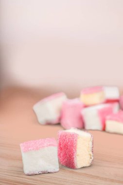 Masada tatlı renkli şekerler Close-up 