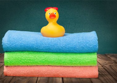 Havlu lastik ördek banyo malzemeleri bebek mavi bebek mallar yığını