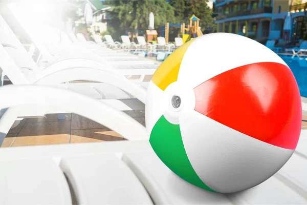 Beach Ball Beach Lounger Close View — Stock Photo, Image