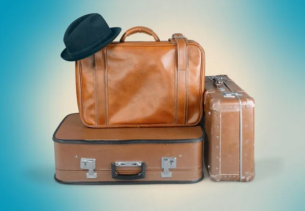 Stapel Alter Koffer Reisekonzept — Stockfoto