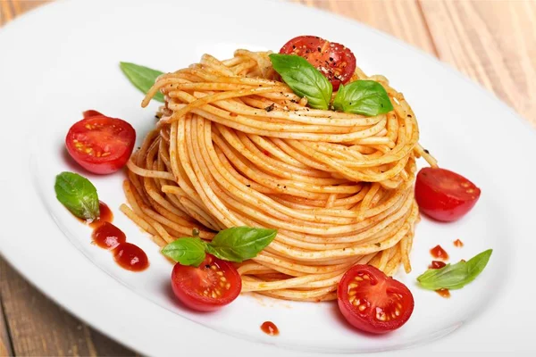 Pasta Espagueti Con Tomates Queso —  Fotos de Stock