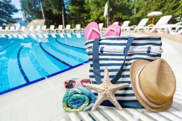 Bolsa Playa Con Accesorios Playa Concepto Vacaciones Verano —  Fotos de Stock