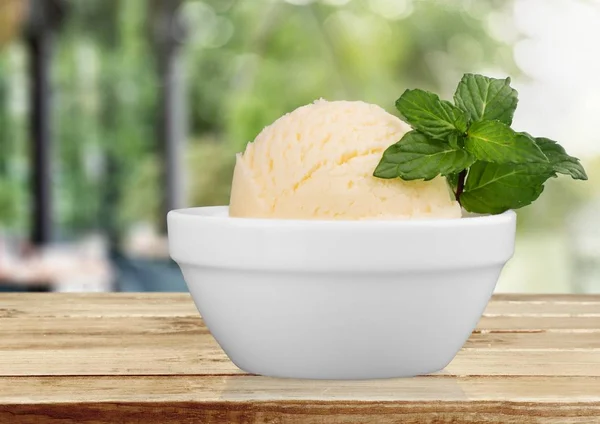 Helado Vainilla Tazón Blanco — Foto de Stock