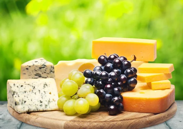 Ost Ostbricka Cracker Emmental Ost Stilton Ost Måltid Hål — Stockfoto