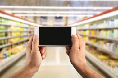 Erkek el smartphone yakından görmek