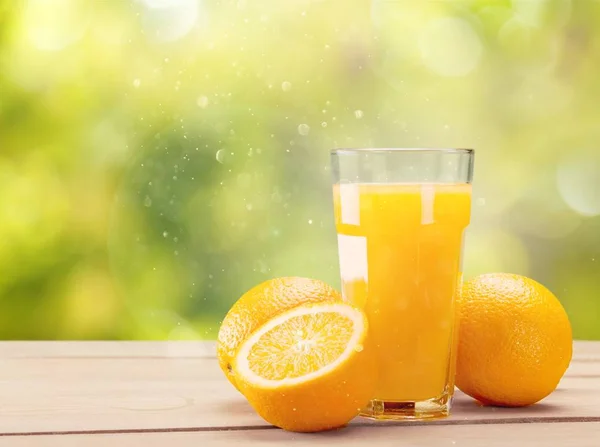 Close Van Verse Smakelijke Jus Orange Glas Tafel — Stockfoto