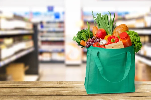 Saco Compras Com Produtos Mercearia Isolados Fundo — Fotografia de Stock