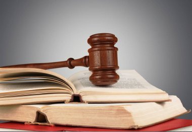 Kitap ve tahta Tokmak, yakından görmek