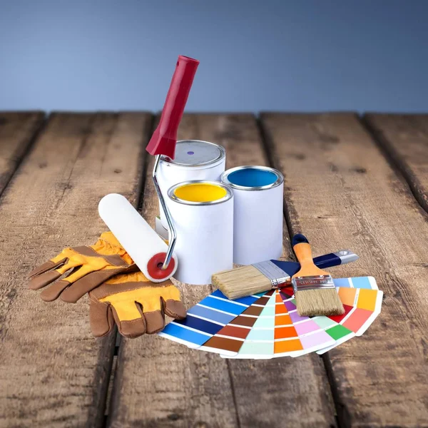 Χρώμα Κυλίνδρων Και Βαφές Ξύλινο Πάτωμα Εργαλεία Για Ανακαίνιση — Φωτογραφία Αρχείου
