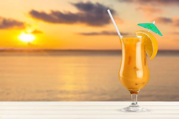 Orange Alkohol Cocktail Isolerad Bakgrunden — Stockfoto