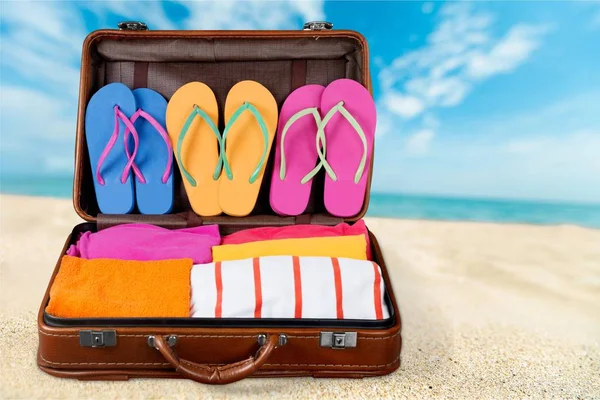 Retro Suitcase Bright Filp Flops — Stock Photo, Image