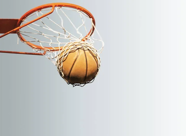 Bola basket memukul basket — Stok Foto