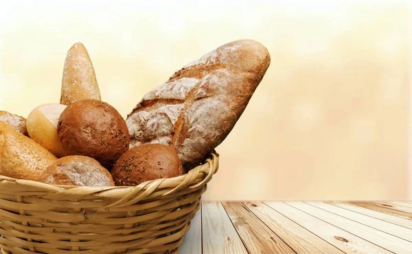 新鲜自制面包背景分离 — 图库照片