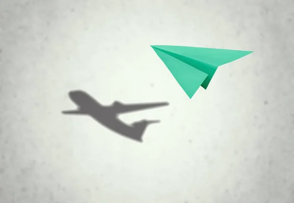 Зеленый Бумажный Самолет Синем Фоне — стоковое фото