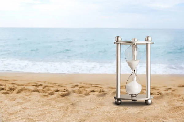 Sabbia Che Corre Clessidra Sulla Spiaggia Sabbiosa Foto Stock