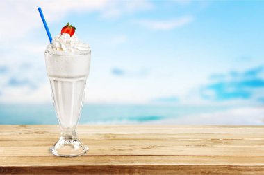 vanilyalı milkshake ahşap tablo 