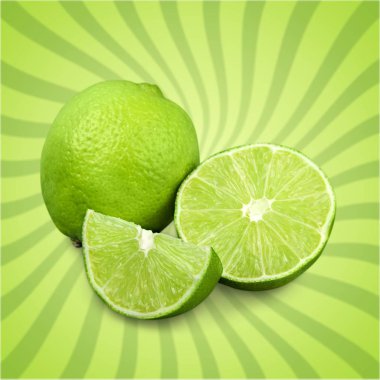 Taze ve renkli arka plan üzerinde olgunlaşmış Limes 