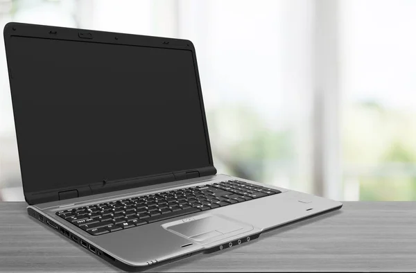 Laptop Mit Leeren Bildschirm Isoliert Hintergrund — Stockfoto