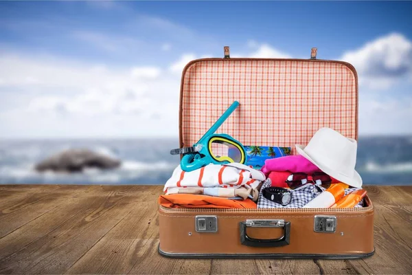 Retro Suitcase Clothes Snorkeling Mask Travel Vacation — Stock Photo, Image