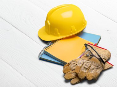 Sarı Sabit hat, Not defterleri ve para, inşaat kavramı