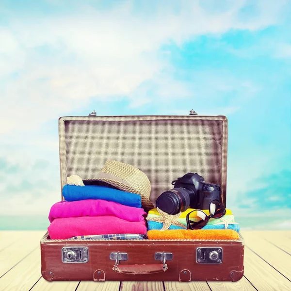 Retro Suitcase Vintage Camera Clothes Travel Vacation — Stock Photo, Image