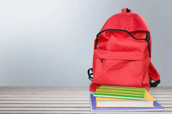 Zaino Rosso Libri Torna Scuola — Foto Stock