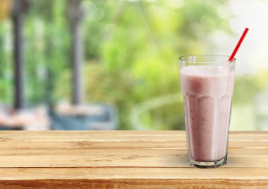 lezzetli milkshake, meyveli yoğurt 