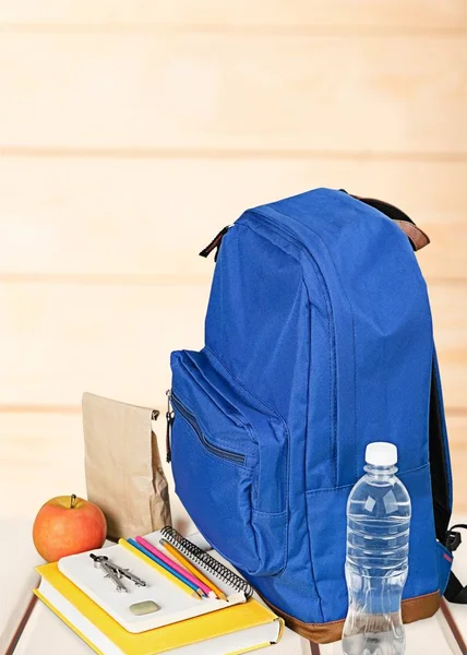 School Rugzak Met Briefpapier Terug Naar School Achtergrond — Stockfoto