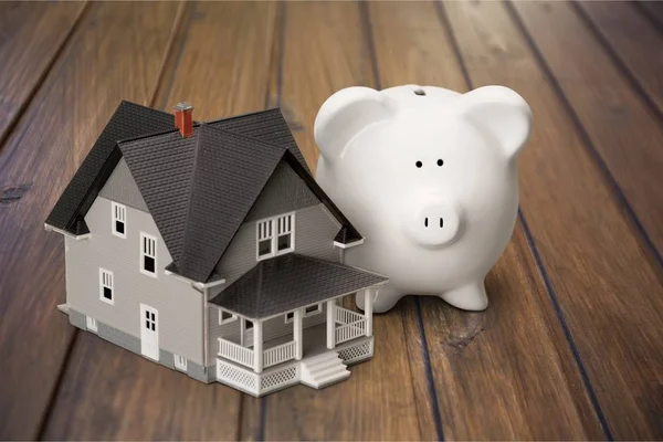 House Model Piggy Bank — Stock Photo, Image