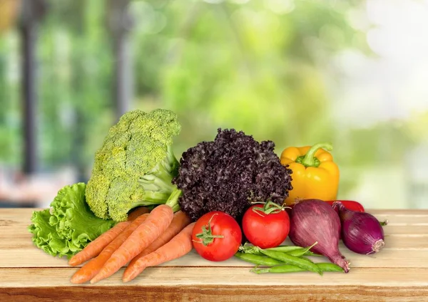Pile Fresh Vegetables Wooden Table — Stock Photo, Image