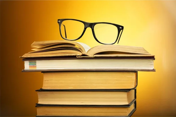 Empilement Livres Lunettes Éducation Formation — Photo