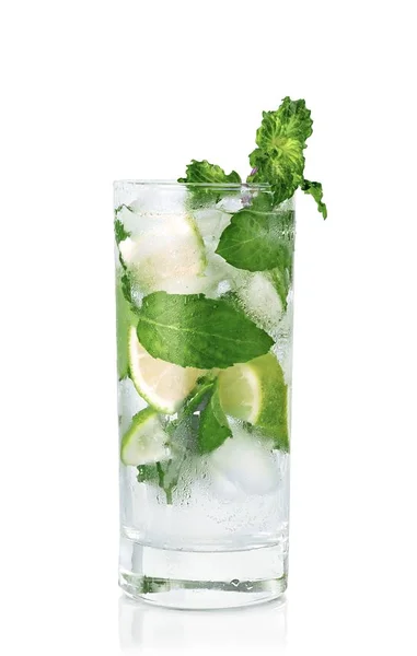 Cocktail Mojito Fresco Vidro Vista Close — Fotografia de Stock