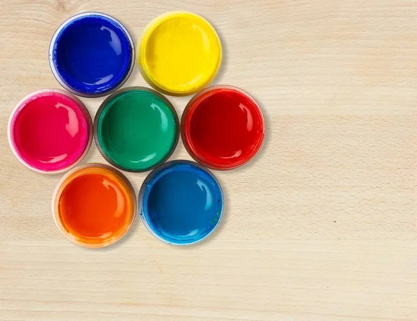 Latas de tinta multicoloridas — Fotografia de Stock