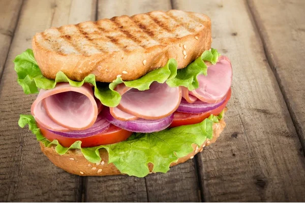 Heerlijke Sandwich Met Vlees Ham Kaas — Stockfoto