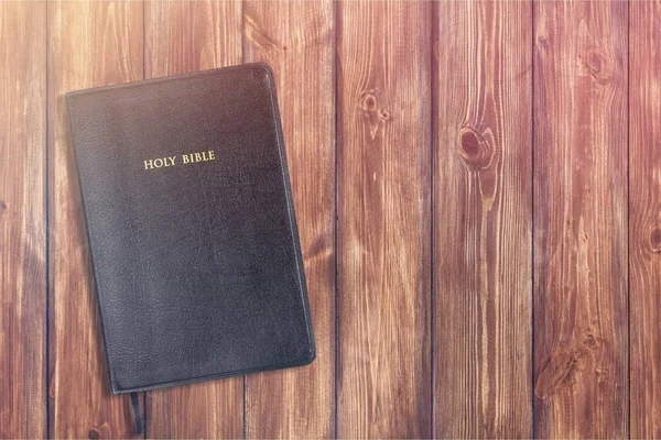 Bible Svatá Kniha Dřevěný Stůl — Stock fotografie