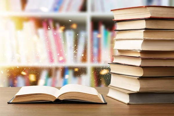 Stapel Boeken Onderwijs Leren Van Achtergrond — Stockfoto