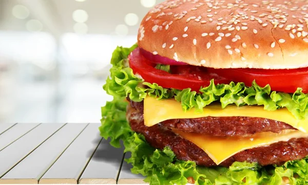 Leckere Burger Mit Fleisch Schinken Und Käse Fast Food — Stockfoto